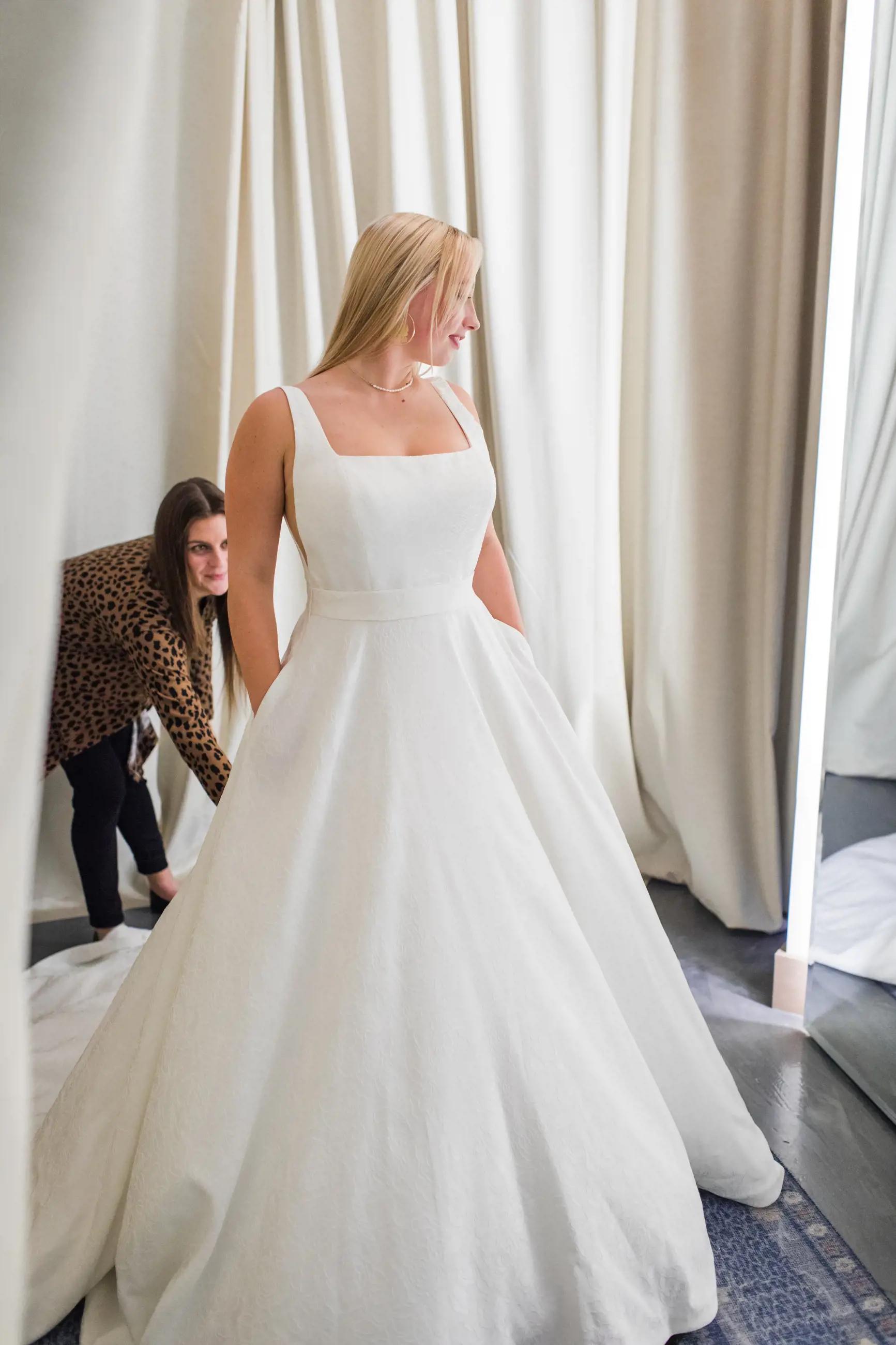 5 Dress Shopping Tips from a Pro Image