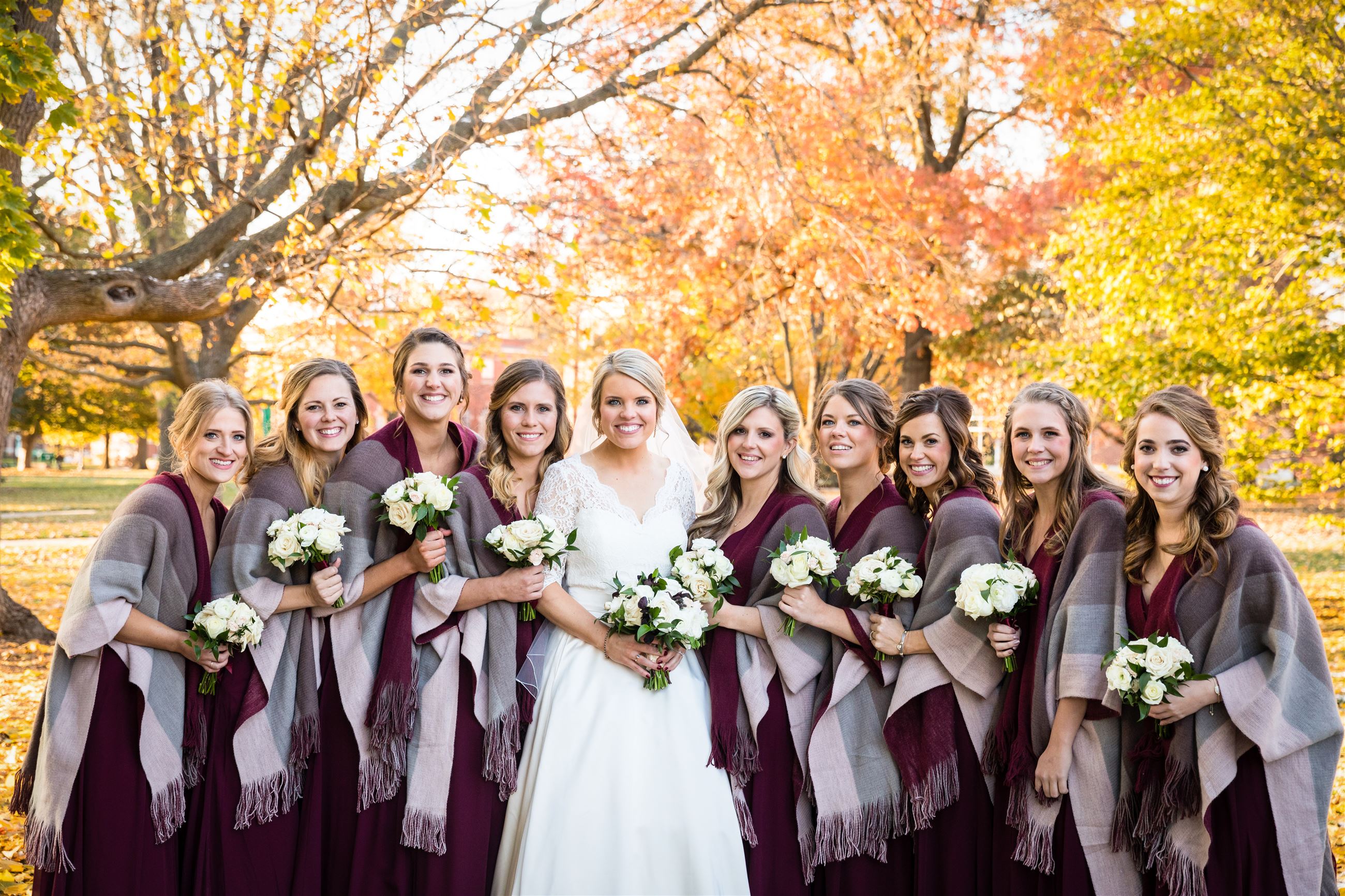 #adoretip | 16 Best Bridesmaids Gifts. Desktop Image