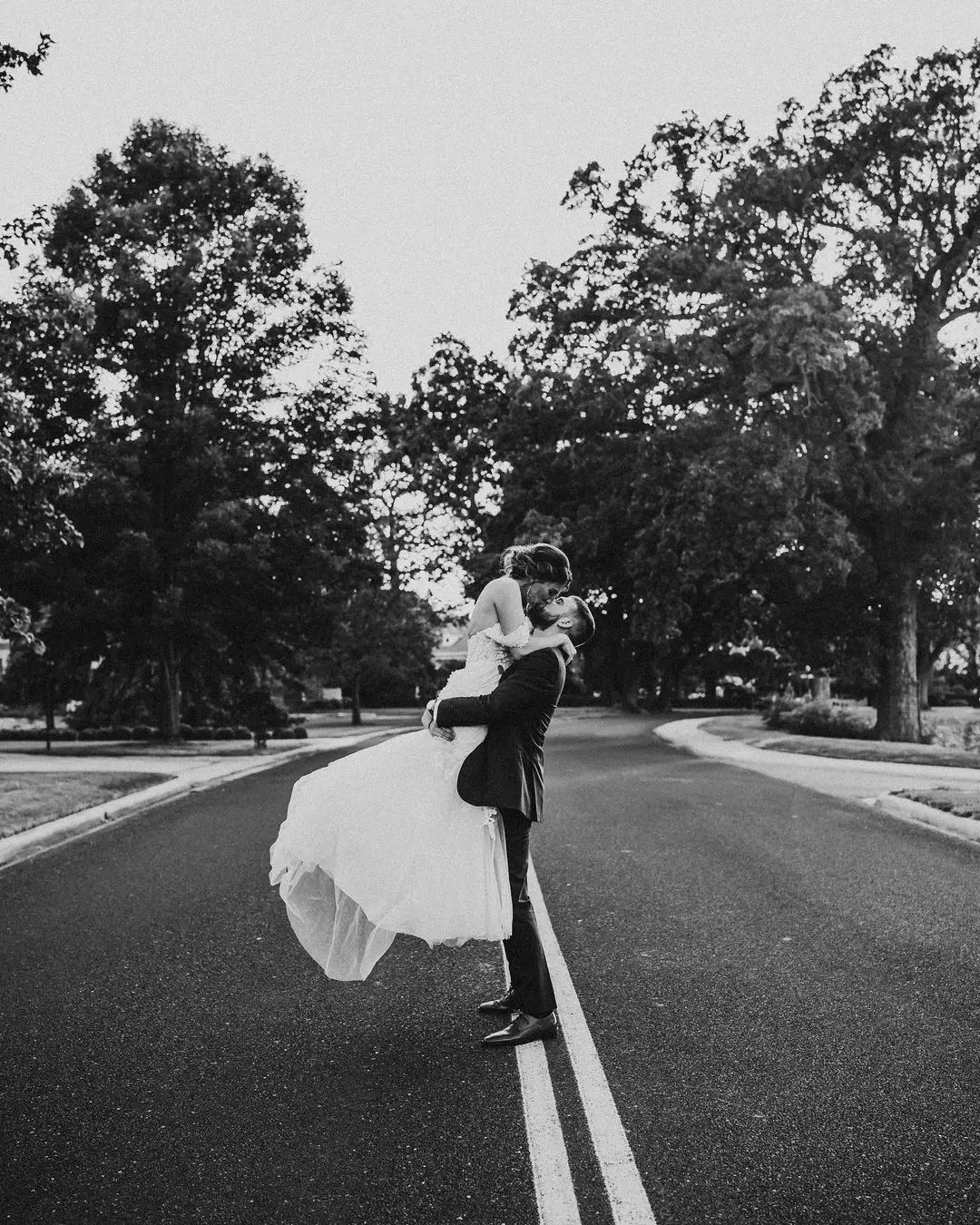 #AdoreTip | Valentine&#39;s Day with your Fiancé!. Desktop Image