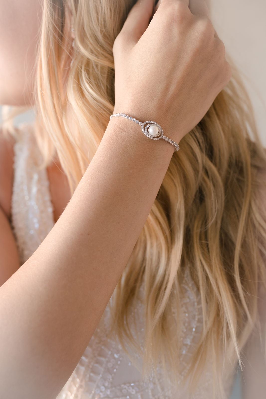 #adoretip|How to Accessorize for your Big Day. Desktop Image