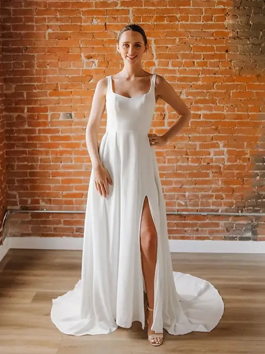 Evelyn Bridal Image