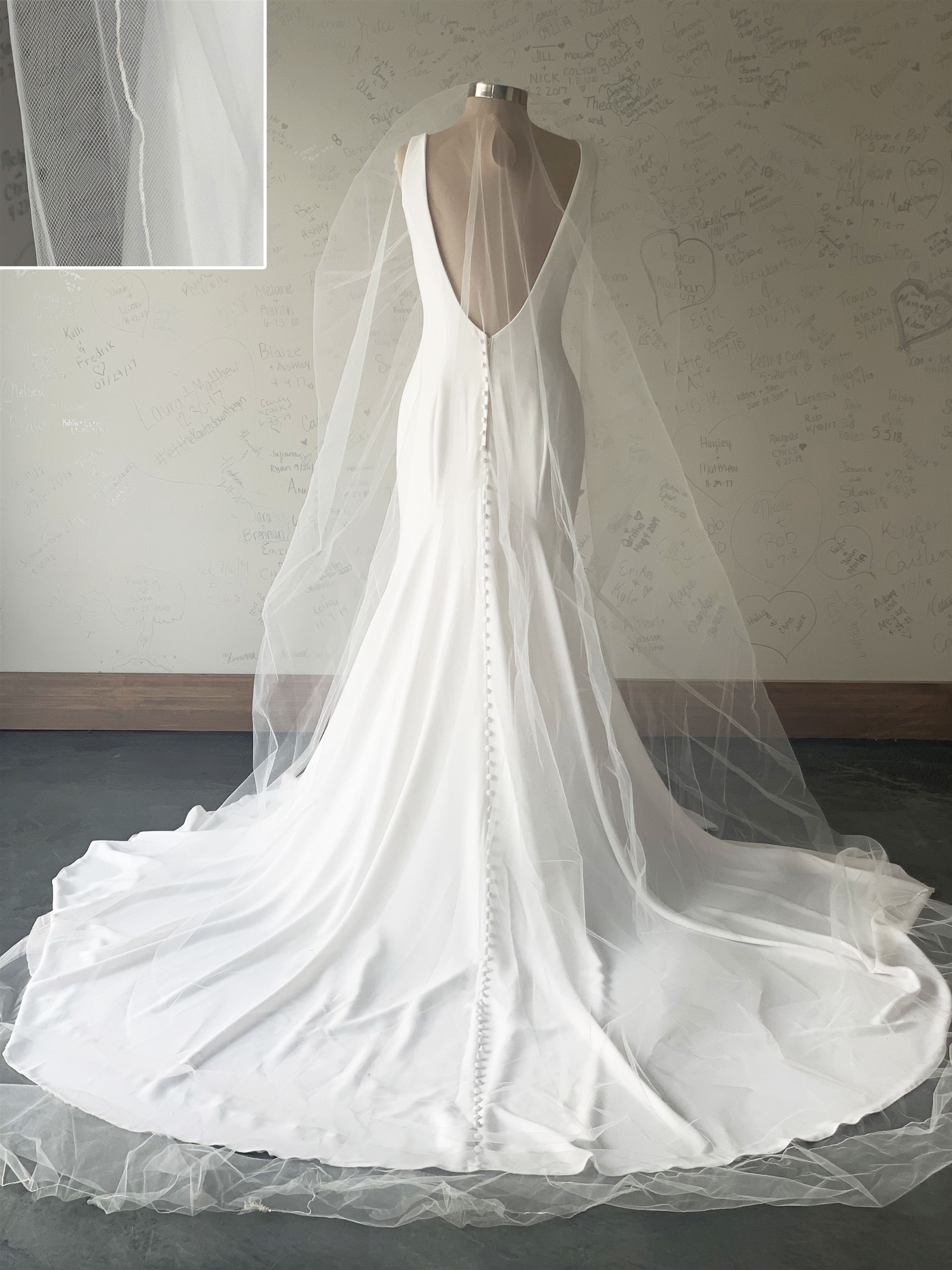 0100 - available in white or ivory - $139