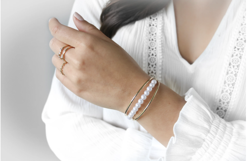 Elaine - Available in Rose Gold, Silver, Gold - $32