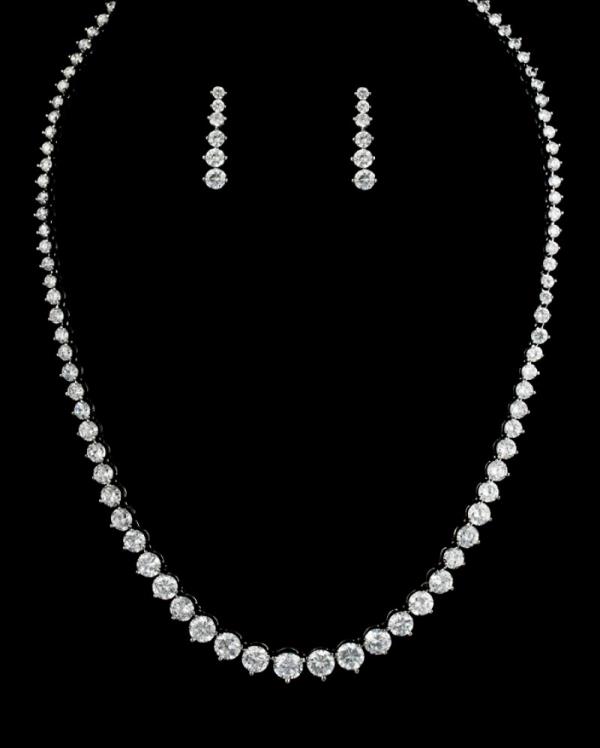 DR-229 - Just the necklace - $180