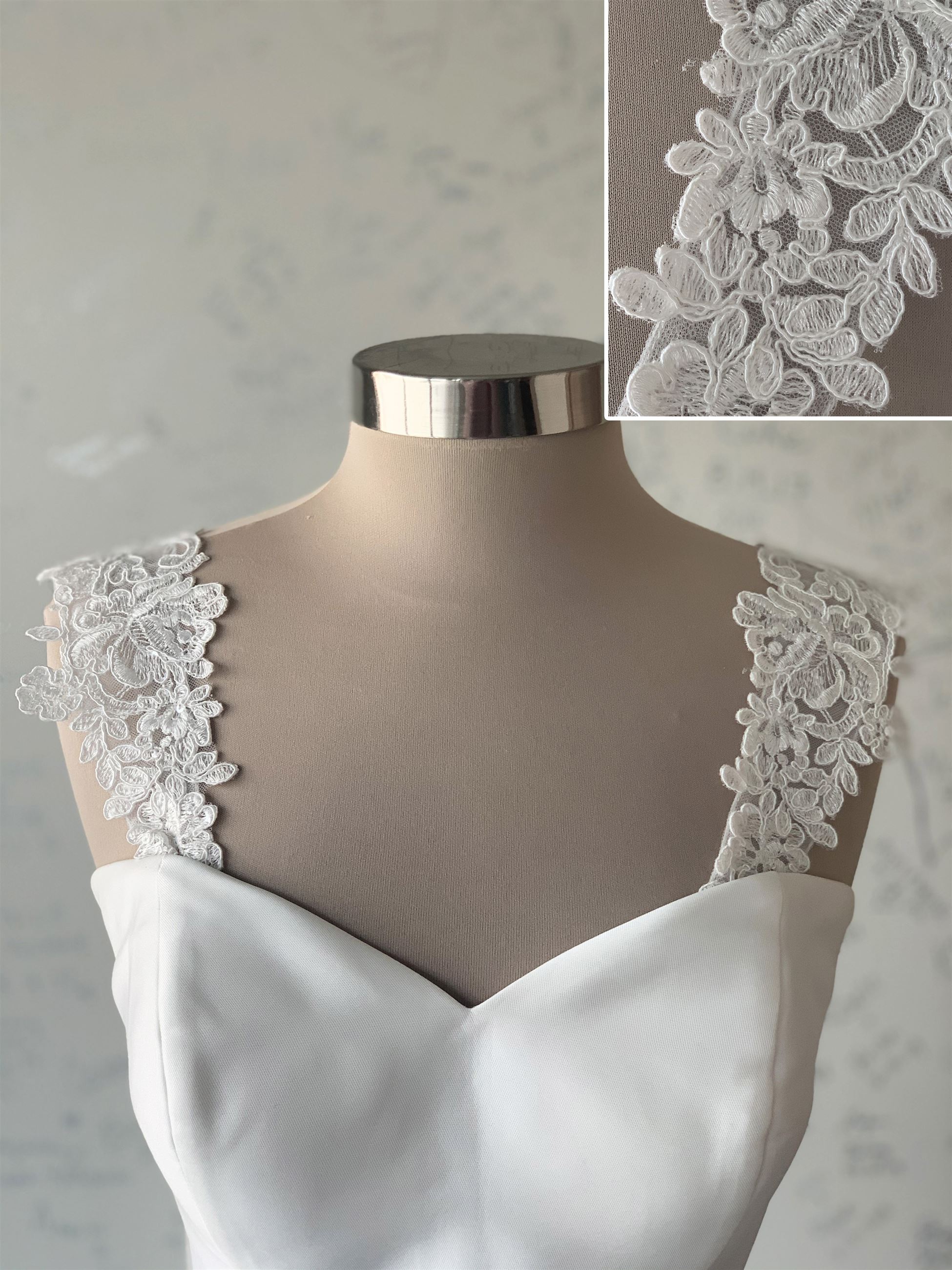 AST6092CR - Ivory (1 available) - $150