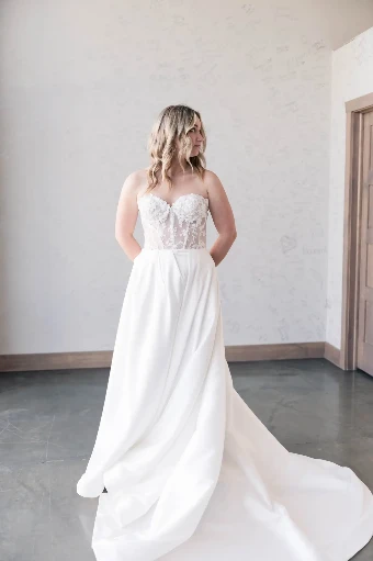 Evelyn Bridal Renee #2 thumbnail